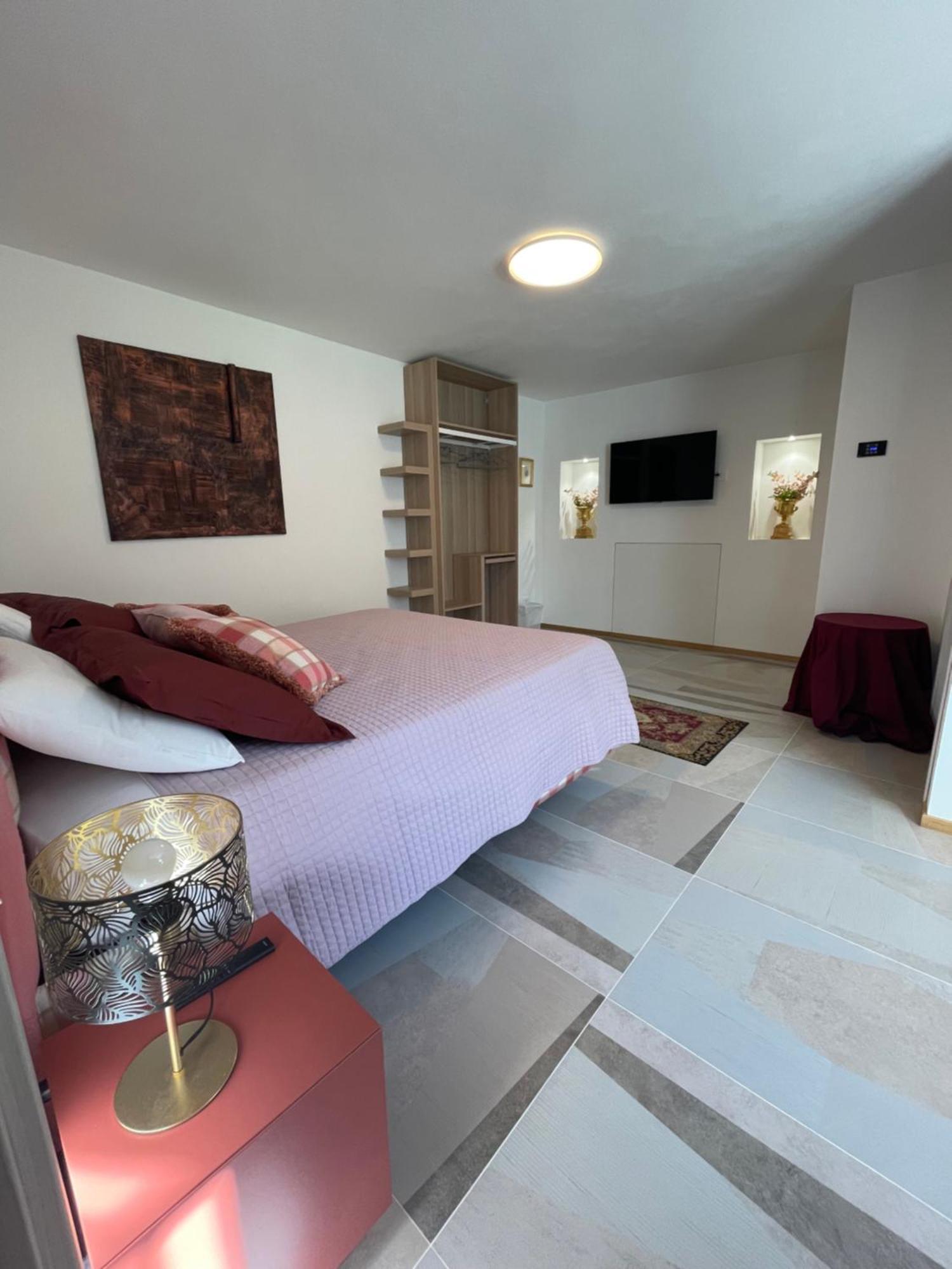 B&B Villa Tersius Trezzano sul Naviglio Bagian luar foto