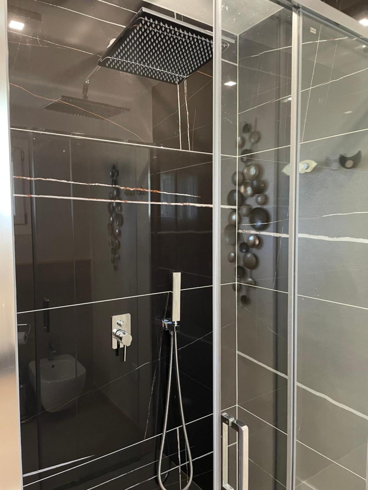 B&B Villa Tersius Trezzano sul Naviglio Bagian luar foto