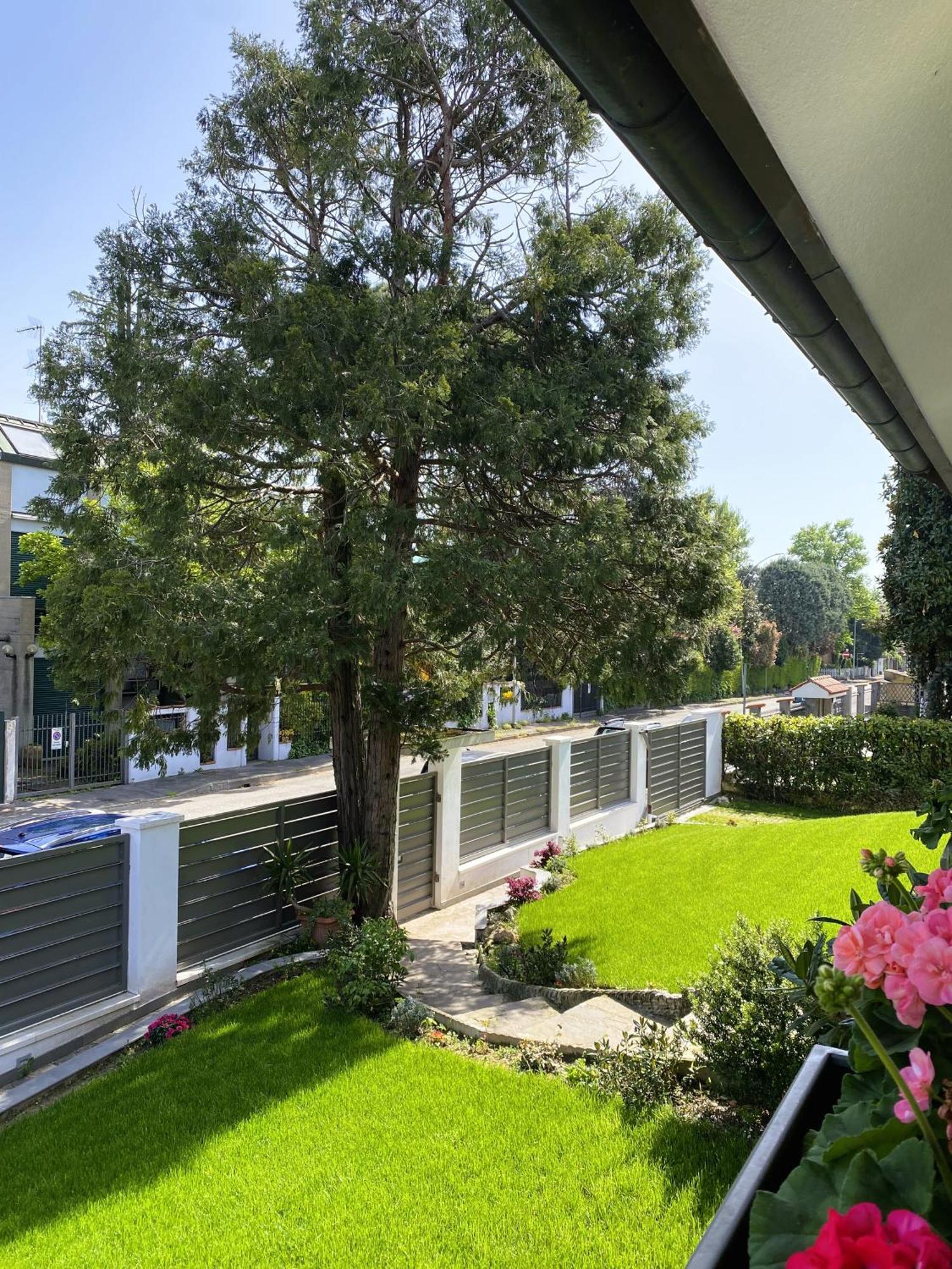 B&B Villa Tersius Trezzano sul Naviglio Bagian luar foto
